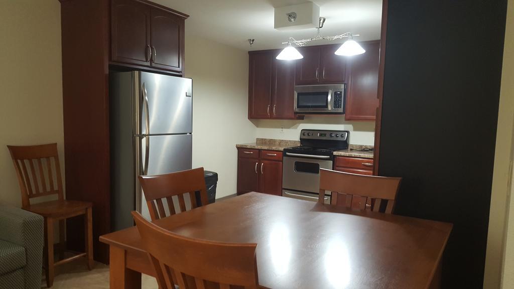 Americinn & Suites Burnsville, Mn Bagian luar foto